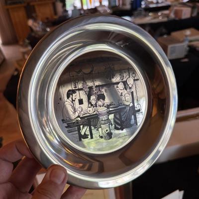 Sale Photo Thumbnail #567: Family Thanksgiving - Stevan Dohanos - 184 grams total