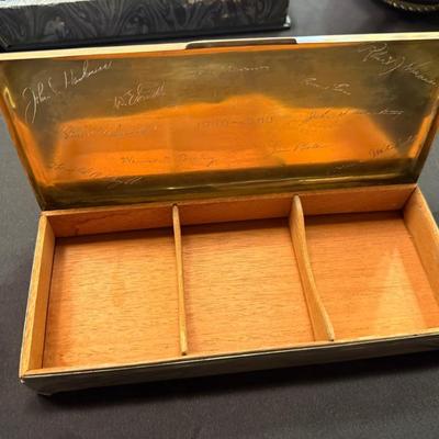 Sale Photo Thumbnail #598: Has Wood Lining inside - total weight is 514 Grams with wood Inside 