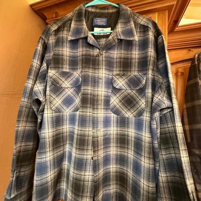 Sale Photo Thumbnail #635: Single Shirt