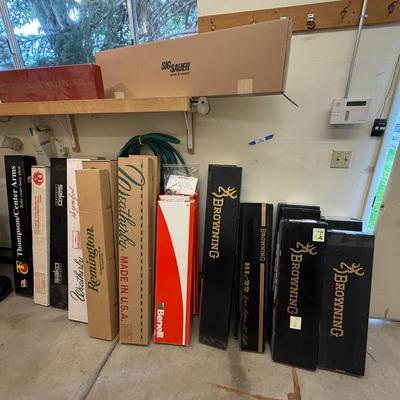 Sale Photo Thumbnail #804: Assorted Makers - No Firearms - 27 Total