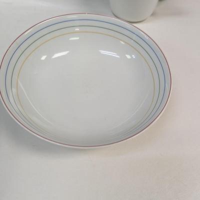 Sale Photo Thumbnail #1149: 5 soup bowls, 1 plate, 2 bowls and 6 cups