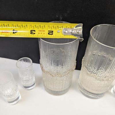 Sale Photo Thumbnail #1183: 2 - Tapio Wirkkala Iittala Niva High Ball Glasses & 4 Shot Glasses Textured Ice Rain Desgin