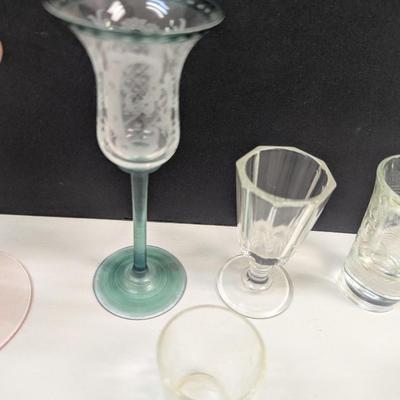 Sale Photo Thumbnail #1224: Vintage glasses