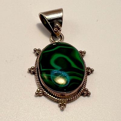 Bill & Lou Zuni Coral Cluster Plus Sterling Earrings & Malachite Pendant (ST-RG)