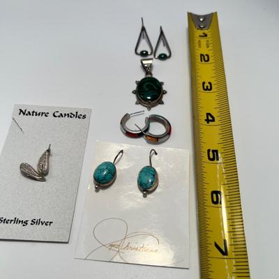 Bill & Lou Zuni Coral Cluster Plus Sterling Earrings & Malachite Pendant (ST-RG)