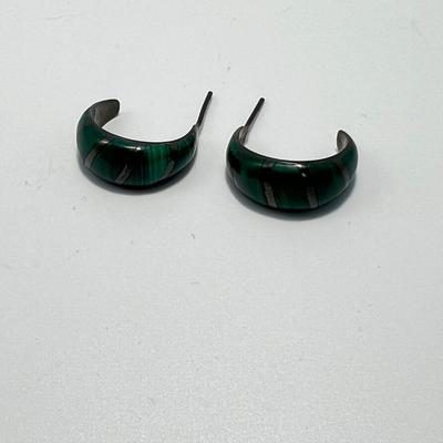 Bill & Lou Zuni Coral Cluster Plus Sterling Earrings & Malachite Pendant (ST-RG)