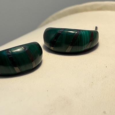 Bill & Lou Zuni Coral Cluster Plus Sterling Earrings & Malachite Pendant (ST-RG)