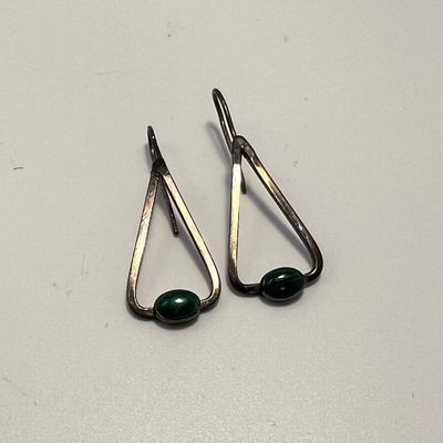 Bill & Lou Zuni Coral Cluster Plus Sterling Earrings & Malachite Pendant (ST-RG)