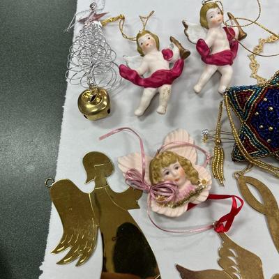 Sale Photo Thumbnail #681: Lot of Christmas Decorations