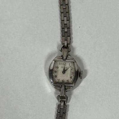 Sale Photo Thumbnail #22: Hands can be set, but watch cannot be wound.  Does not appear to be running.