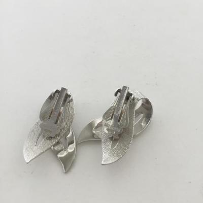 Sale Photo Thumbnail #102: See attached pictures