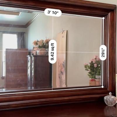Furniture - 12-drawer Dresser w/Mirror & Decor Master Bedroom