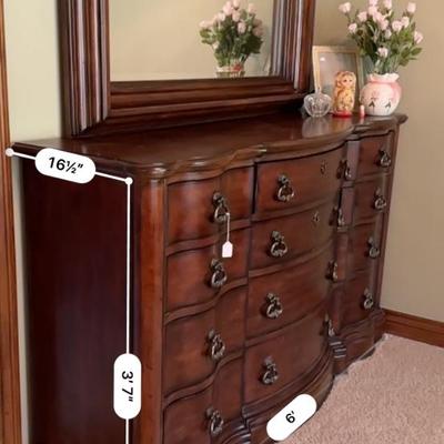 Furniture - 12-drawer Dresser w/Mirror & Decor Master Bedroom
