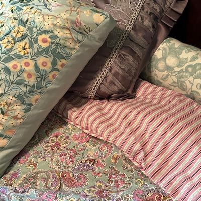 Furniture - King size bed and bedding only - side tables listed separately Master Bedroom