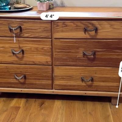 Furniture -Ranch Oak 6 drawer dresser (has horseshoe pulls) and 2 parsons chairs plus decor