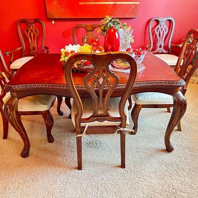 Furniture - Dining Room Table w/6 chairs