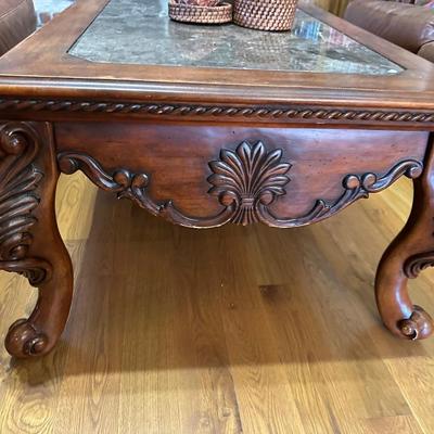 Furniture - Coffee Table and Tabletop Decor