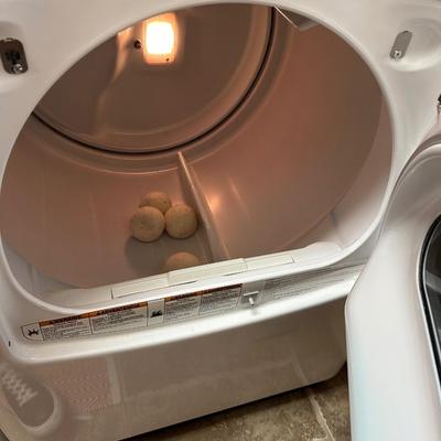 Appliances - Whirlpool Cabrio Dryer