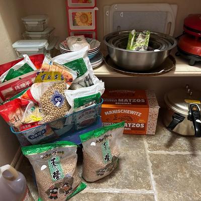 Kitchen - Pantry Lot 2