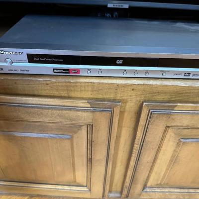 Electronics - Samsung 72”