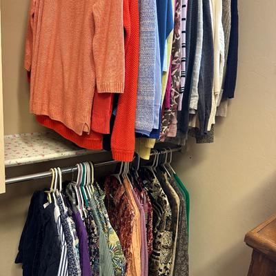 Closet - Ladies Clothing