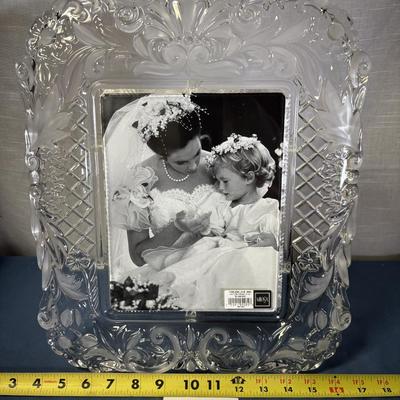Mikasa 15.25” Glass Picture Frame