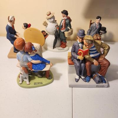 Lot of 5 Norman Rockwell Porcelain Figurines