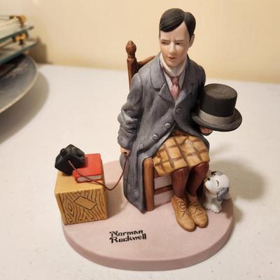 Lot of 5 Norman Rockwell Porcelain Figurines