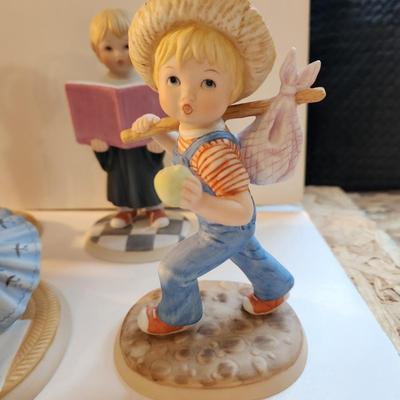 Lot of 7 Lenox The Days of the Week Collection