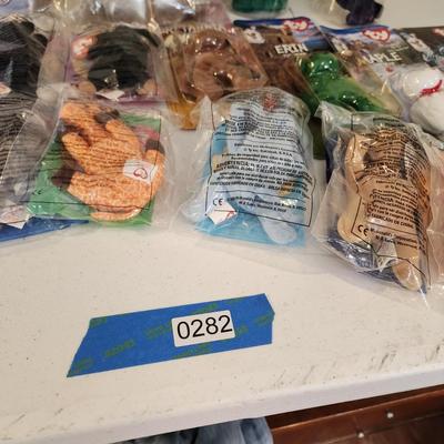 Lot of Ty Beanie Babies , McDonalds , Official Club Bag, Tag Covers,