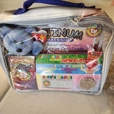 Lot of Ty Beanie Babies , McDonalds , Official Club Bag, Tag Covers,