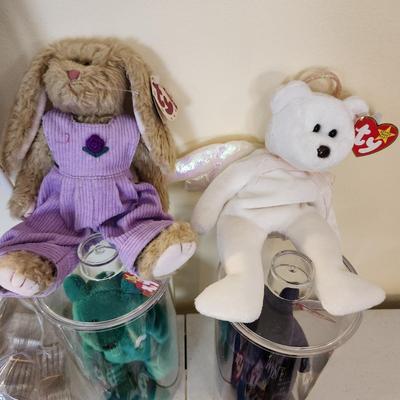 Lot of Ty Beanie Babies , McDonalds , Official Club Bag, Tag Covers,