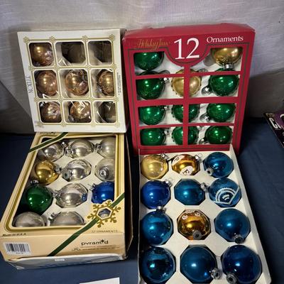 Christmas Bulbs