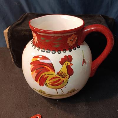 CERAMIC ROOSTER PITCHER, MEASURING SPOONS AND CREAMER