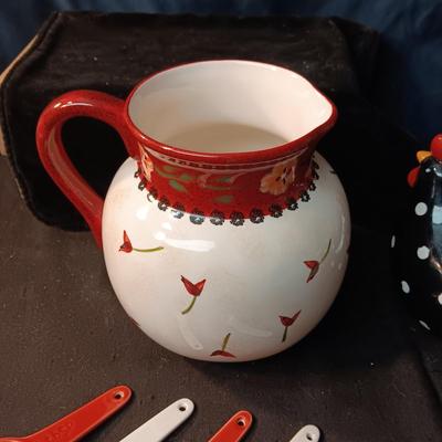 CERAMIC ROOSTER PITCHER, MEASURING SPOONS AND CREAMER