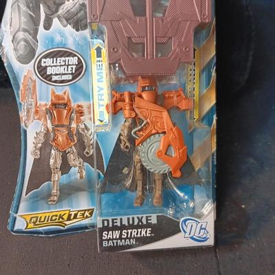 2 ACTION FIGURES FROM THEE BATMAN THE DARK KNIGHT RISES QUICKTEK DELUXE SERIES