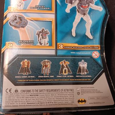 2 ACTION FIGURES FROM THEE BATMAN THE DARK KNIGHT RISES QUICKTEK DELUXE SERIES