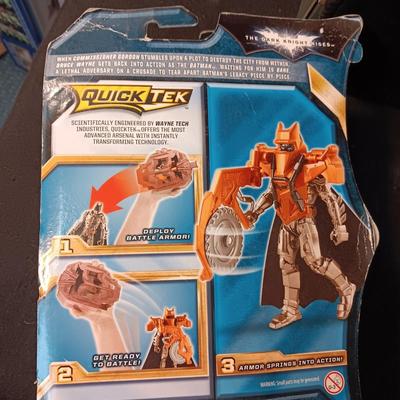2 ACTION FIGURES FROM THEE BATMAN THE DARK KNIGHT RISES QUICKTEK DELUXE SERIES