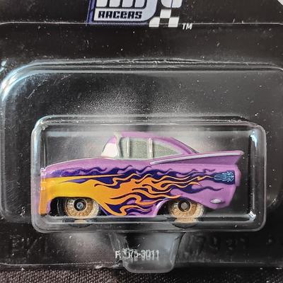 2 DISNEY PIXAR CARS METAL MINI RACERS