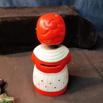 CAST IRON BOY ON A ALLIGATOR, WALL ART, BOBBLEHEAD COIN BANK AND MORE