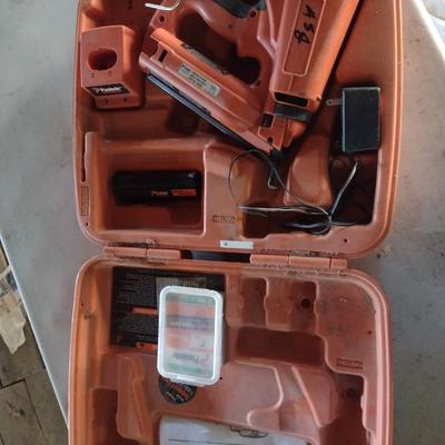 Paslode Battery Operated Nail Gun Choice A
