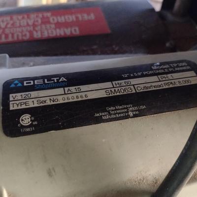 Delta Shop Master 12" Benchtop Wood Planer