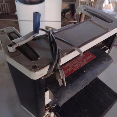 Delta Shop Master 12" Benchtop Wood Planer