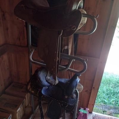 Metal Three Arm Saddle Rest Stand Choice B (No Contents)