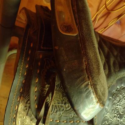 Western Style Horse Saddle Choice B