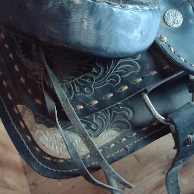 Western Style Horse Saddle Choice B