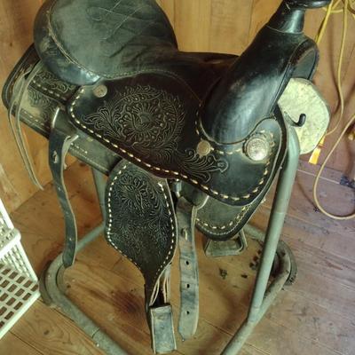 Western Style Horse Saddle Choice B