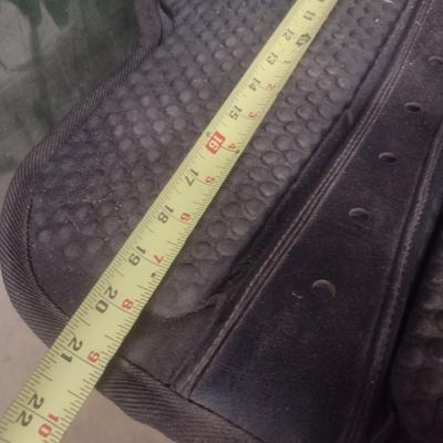 Horse Riding Accessories Girths and Saddle Pads