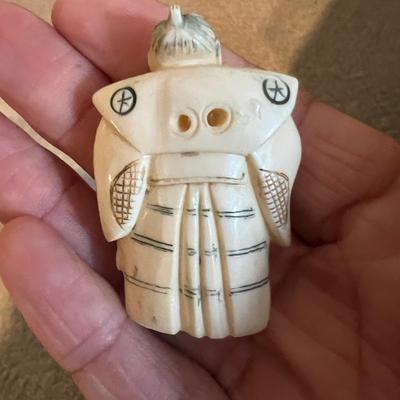 Japanese Netsuke Figurines Inc One W/ Rotating Head (LR-RG)