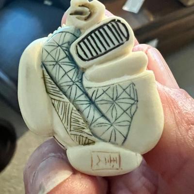 Japanese Netsuke Figurines Inc One W/ Rotating Head (LR-RG)